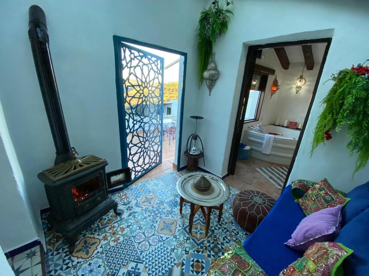 El Escondite De Martina, Aticos Romanticos Setenil De Las Bodegas Exterior foto
