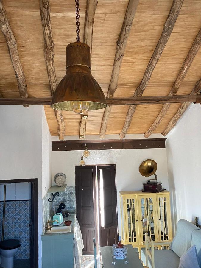 El Escondite De Martina, Aticos Romanticos Setenil De Las Bodegas Exterior foto